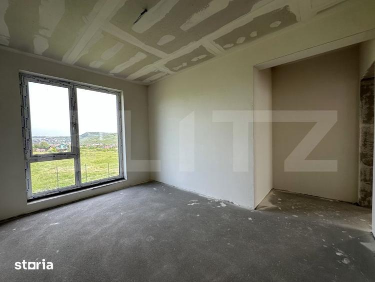 Casă cu 4 camere cu Teren 400 Mp în Chinteni