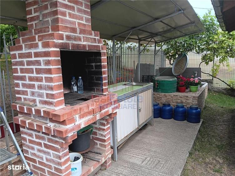 Casă cu 4 camere în Rediu