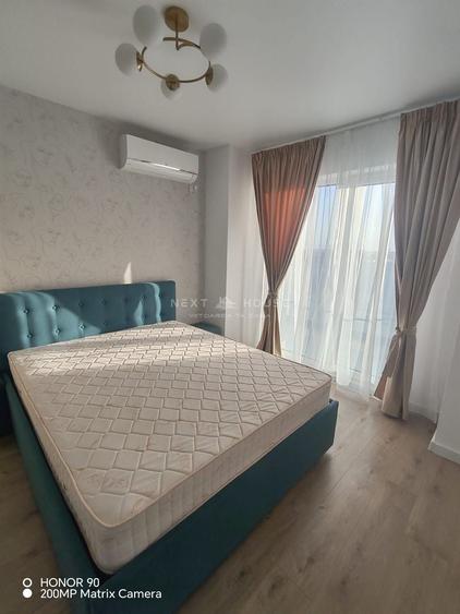 Apartament cu 3 camere decomandat, mobilat în Parcul Carol