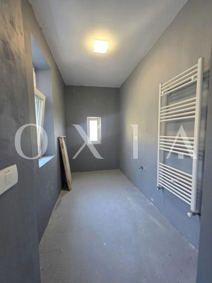Apartament cu 3 camere semidecomandat în Elisabetin