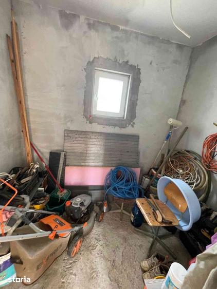 Casă cu 2 camere cu Teren 841 Mp în Ceuaș
