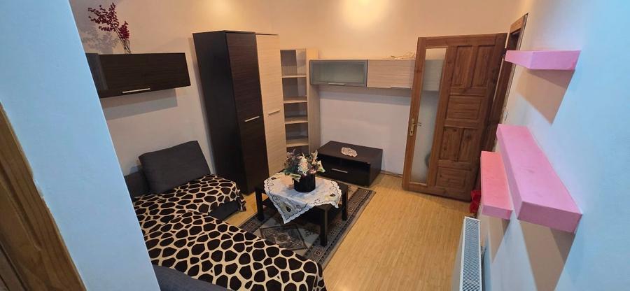Apartament cu 2 camere nedecomandat, mobilat în Ronaț