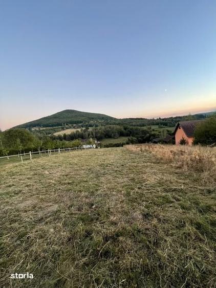 Teren de 1000 mp, în Bățani