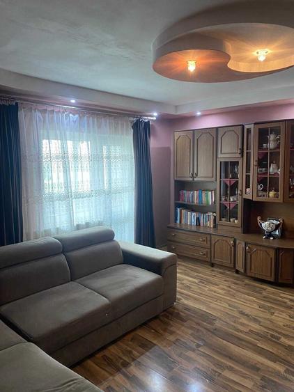 Apartament cu 2 camere decomandat în Șimian
