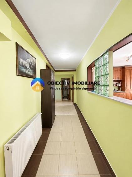 Apartament cu 4 camere decomandat în Dărmănești
