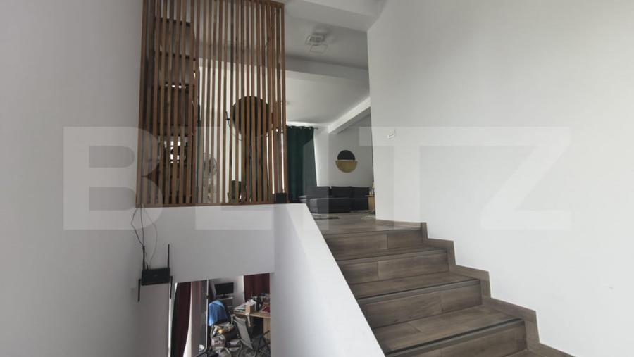 Casă cu 5 camere cu Teren 295 Mp în Central