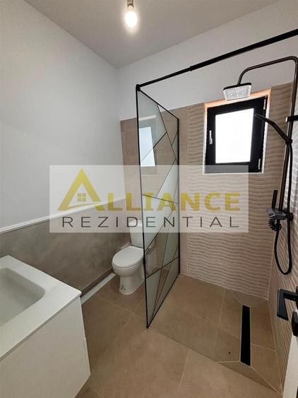 Casă individuală cu 3 camere decomandat cu Canalizare în Berceni