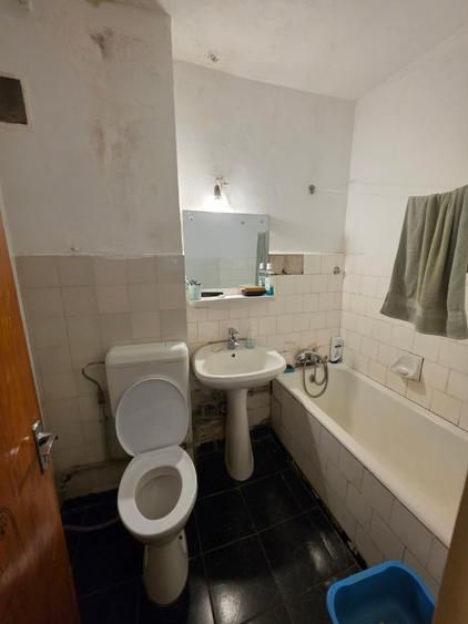 Apartament cu 2 camere decomandat în Titan