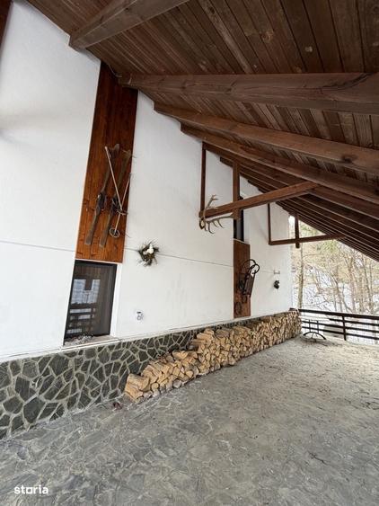 Casă cu 4 camere în Predeal
