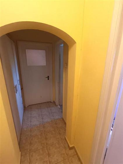 Apartament cu 3 camere decomandat în Hipodrom