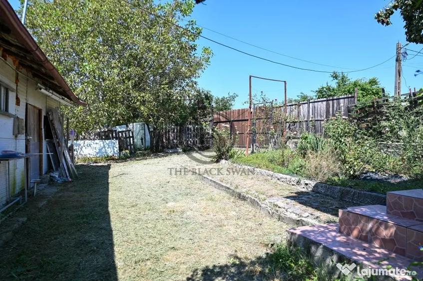 Casă cu 2 camere cu Teren 2846 Mp în Coada Izvorului