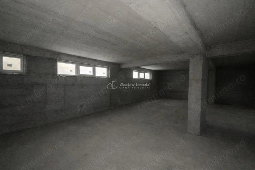Spațiu comercial, de 836 mp, în Central