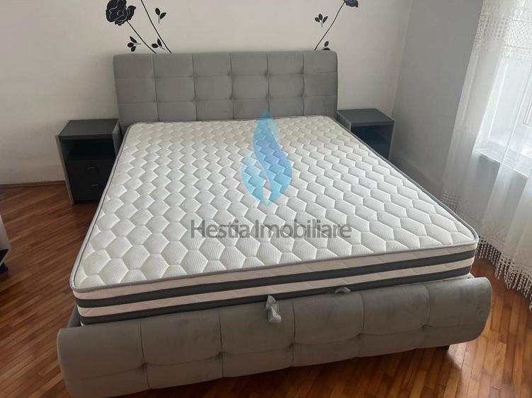 Casă cu 4 camere cu Canalizare în Moara de Vânt
