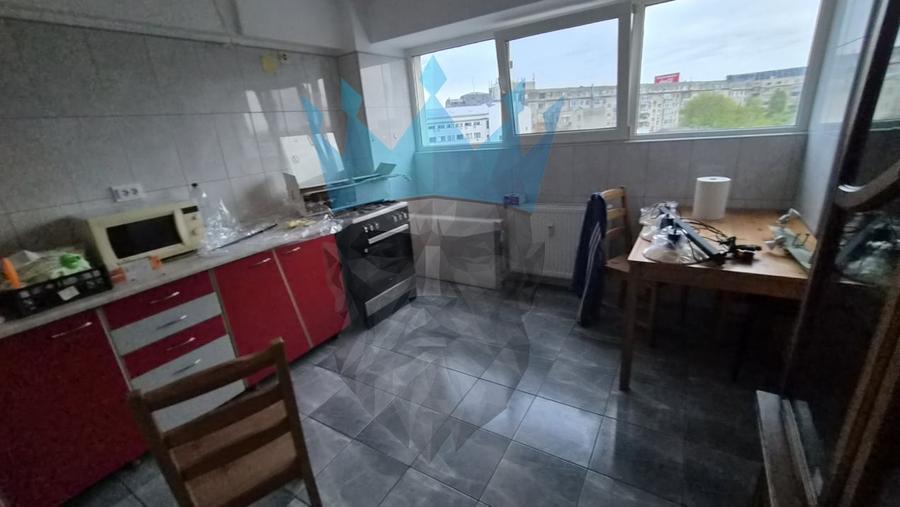 Apartament cu 2 camere decomandat, mobilat în Romană