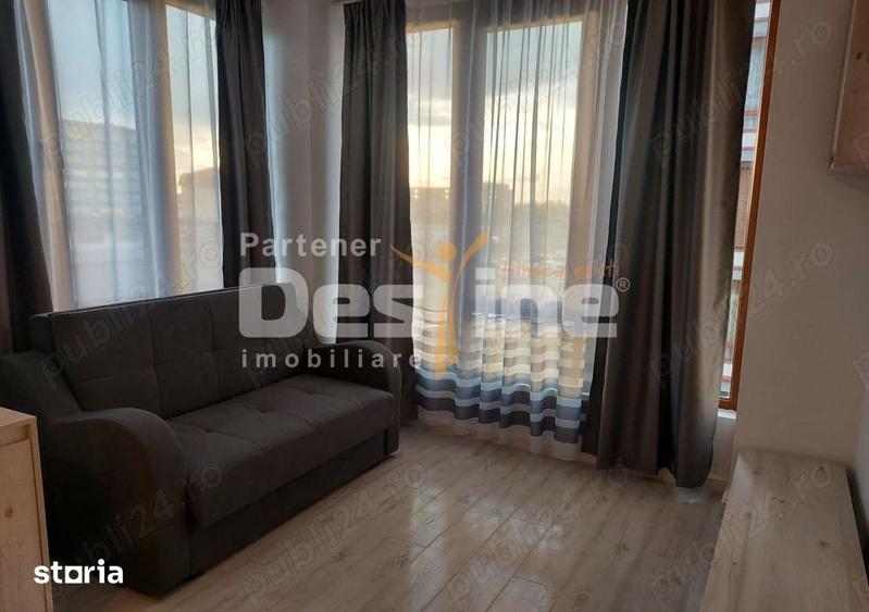 Apartament cu 3 camere în Aradului