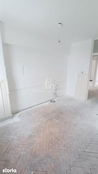 Apartament cu 3 camere decomandat în Unirii