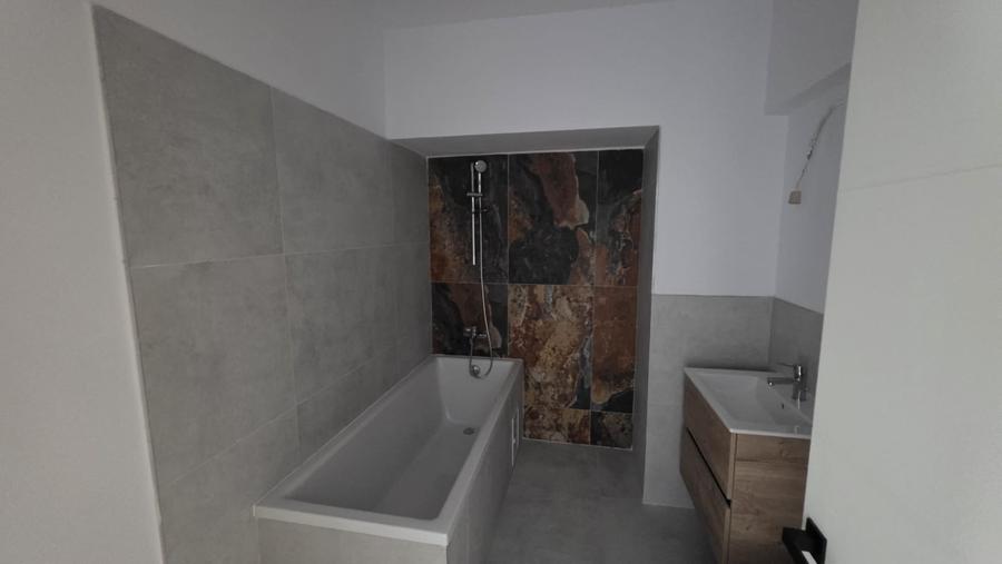 Apartament cu 2 camere decomandat în Alexandru cel Bun