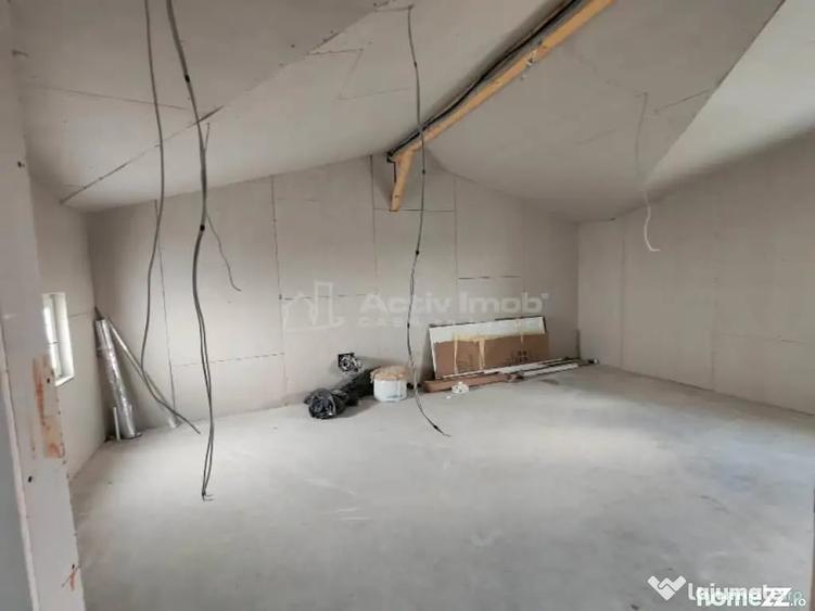 Casă cu 4 camere cu Teren 200 Mp în Prelungirea Ghencea