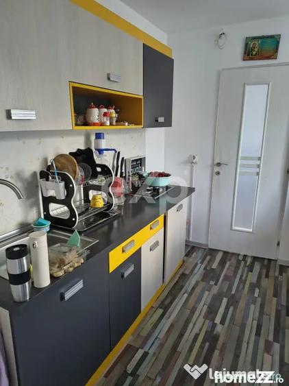 Casă cu 3 camere cu Teren 1071 Mp în Brădetu