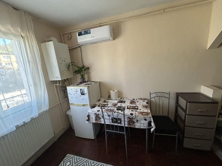 Garsonieră semidecomandată în Central