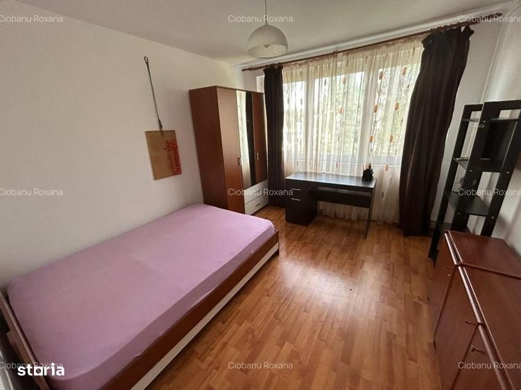 Apartament cu 4 camere decomandat în Gorjului