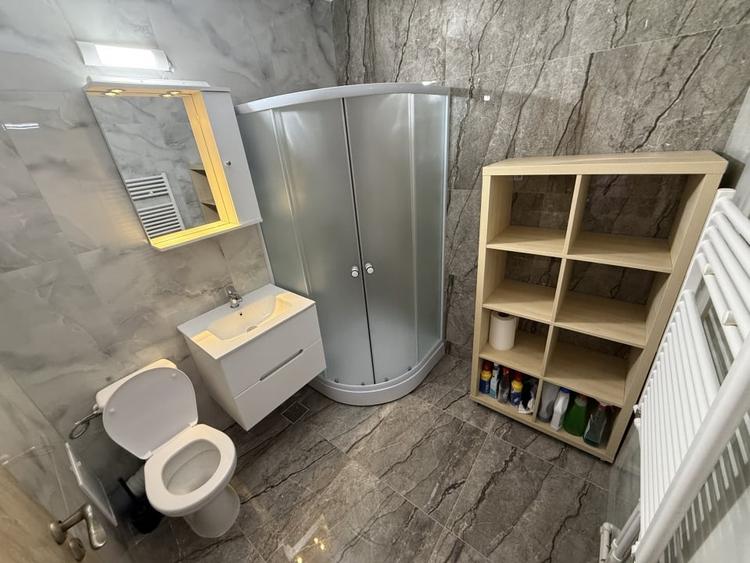 Apartament cu 2 camere decomandat, mobilat în Ultracentral