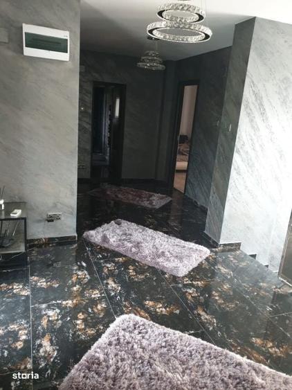 Casă cu 4 camere în Central