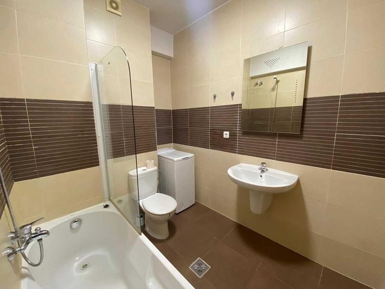 Apartament cu 2 camere semidecomandat în Dosu Bricii