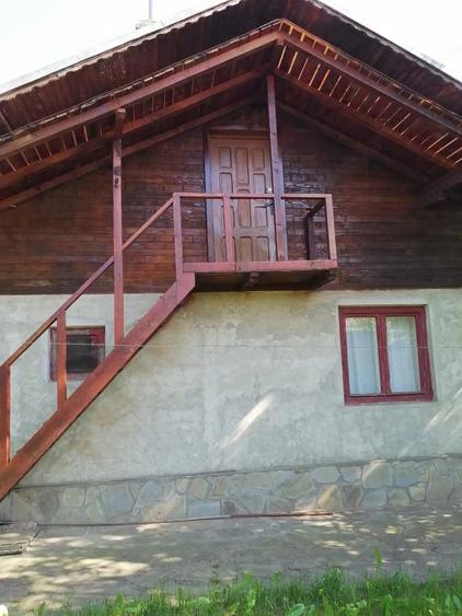 Casă cu 3 camere cu Teren 1523 Mp în Cărbunești