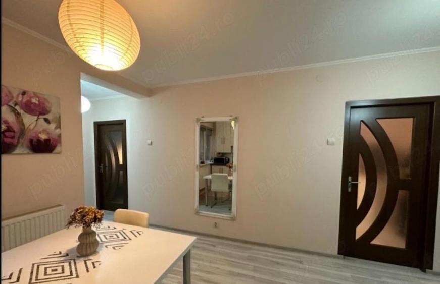 Apartament cu 2 camere decomandat în Cornișa