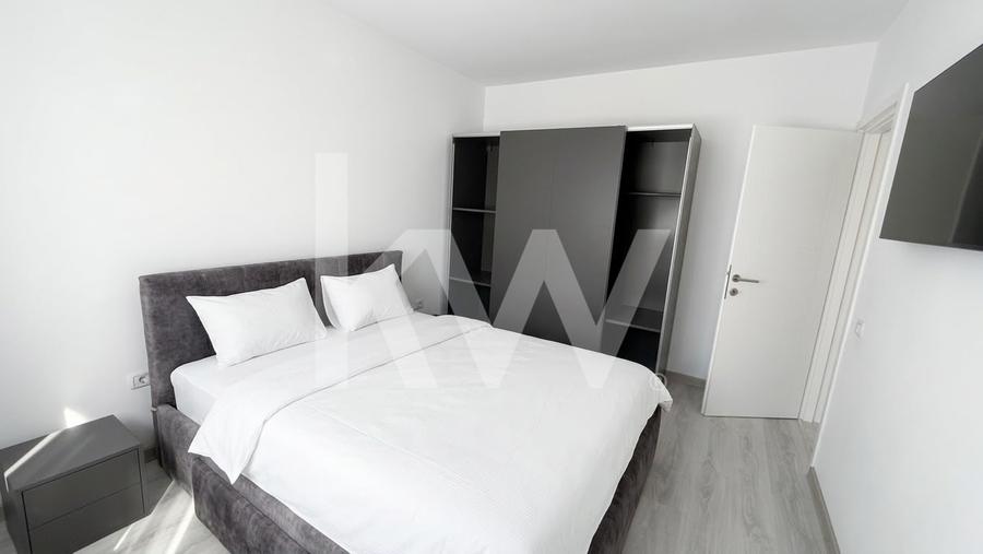 Apartament cu 3 camere decomandat, mobilat în Sânpetru