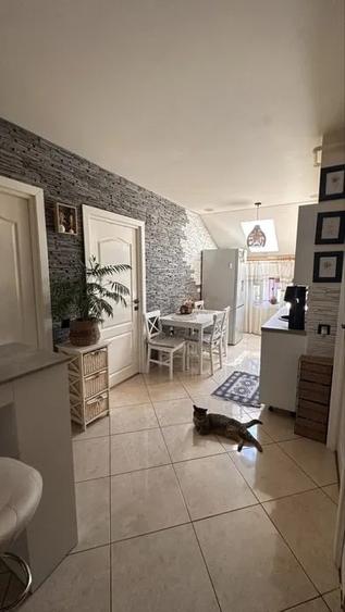 Apartament cu 2 camere decomandat, mobilat în Florești