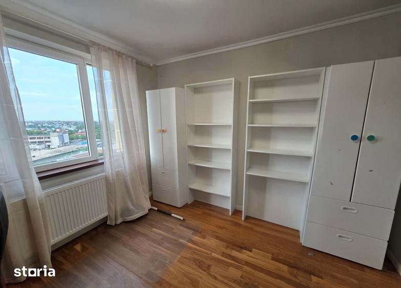 Apartament cu 3 camere decomandat în Pantelimon