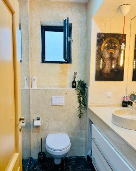 Apartament cu 2 camere decomandat, mobilat în Nord