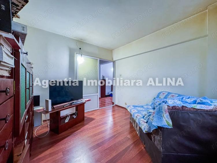 Apartament cu 2 camere decomandat în Decebal