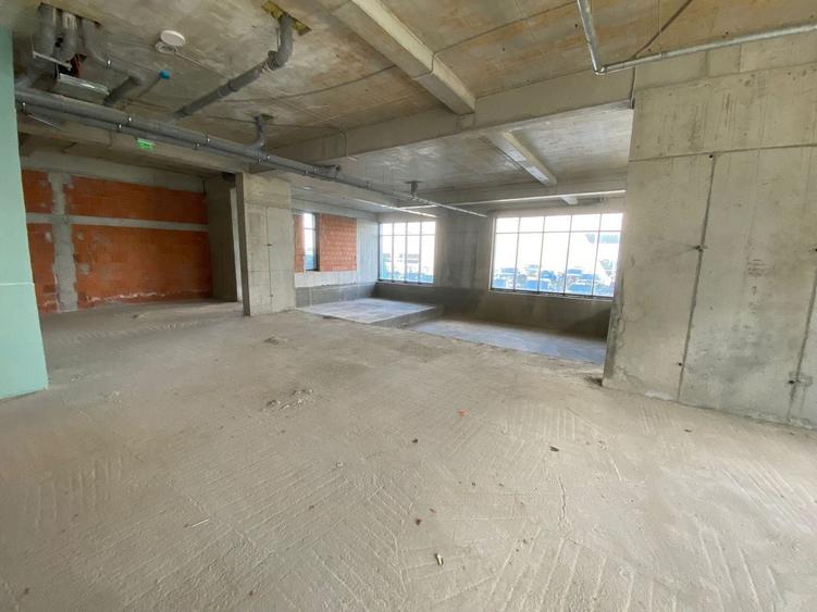 Spațiu comercial, de 657 mp, în Pipera