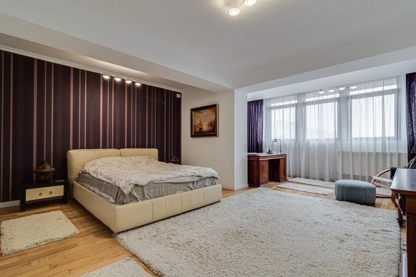 Apartament cu 7 camere decomandat, mobilat în Bucureștii Noi