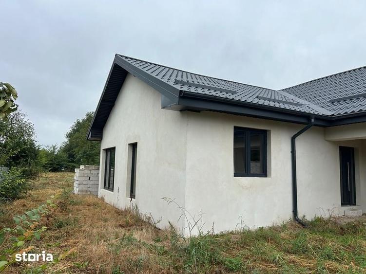 Casă cu 4 camere cu Teren 144 Mp în Nana
