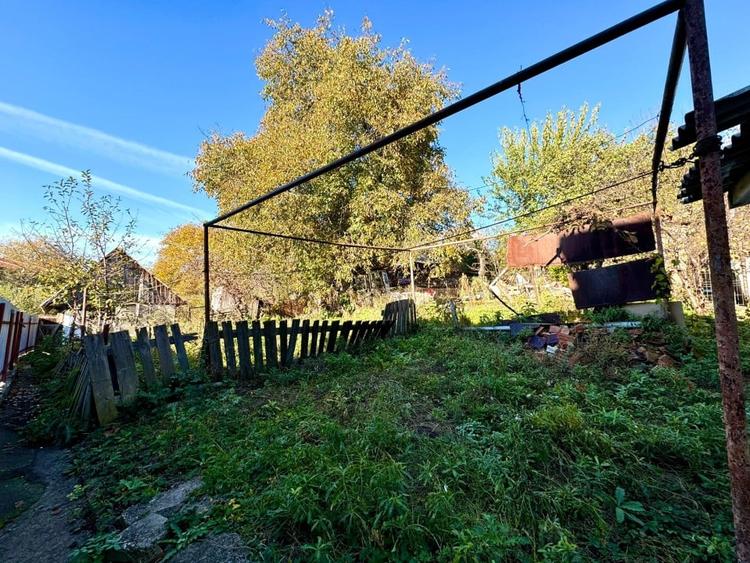 Casă individuală cu 3 camere cu Canalizare în Dâmbul Rotund