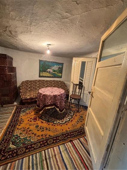 Casă cu 5 camere cu Teren 571 Mp în Central