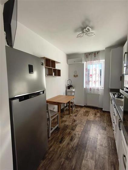 Apartament doua camere Alphaville - Intrare Racadau - 7