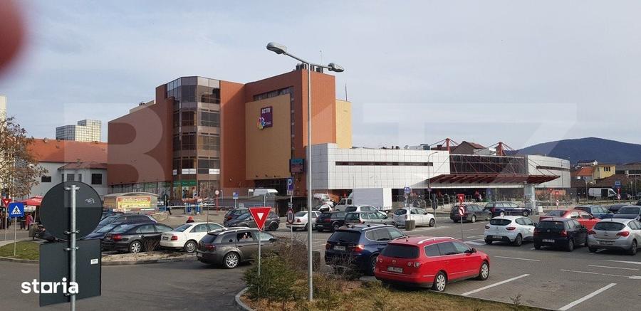 Spațiu comercial, de 5,139 mp, în Central
