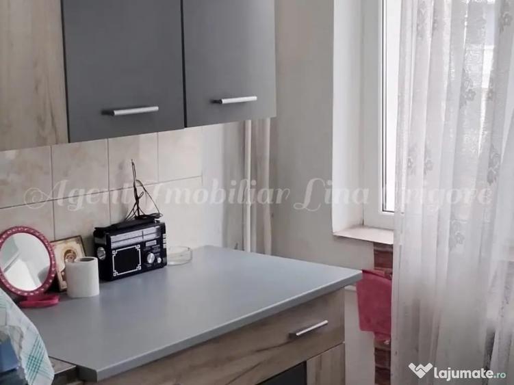 Apartament cu 2 camere decomandat în Gară