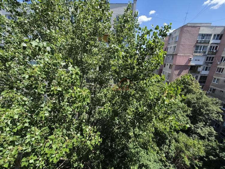 Apartament cu 2 camere decomandat în Drumul Taberei