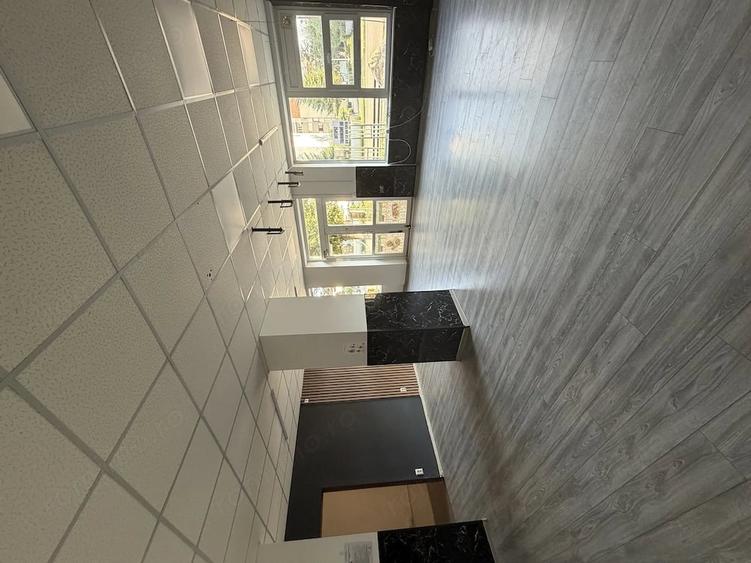 Spațiu comercial, de 75 mp, în Central