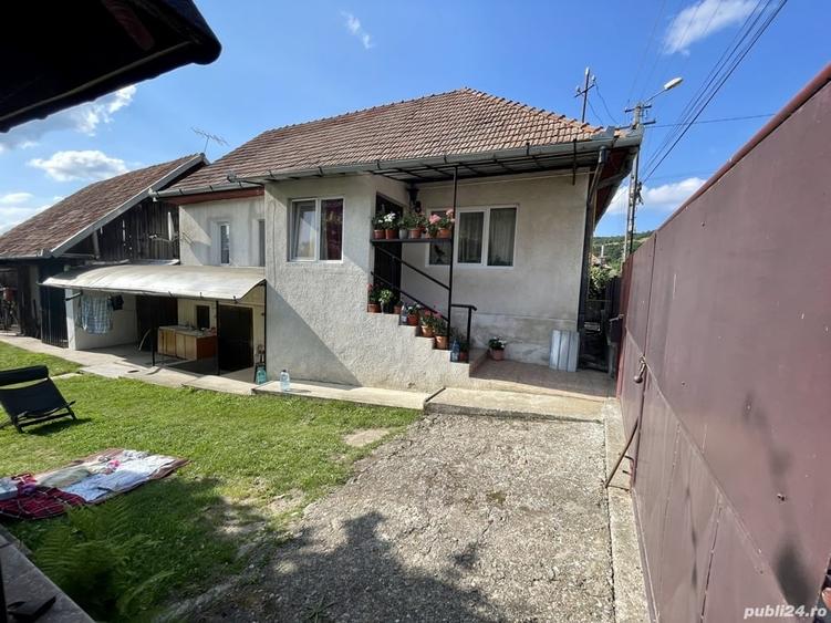 Casă cu 2 camere în Popești
