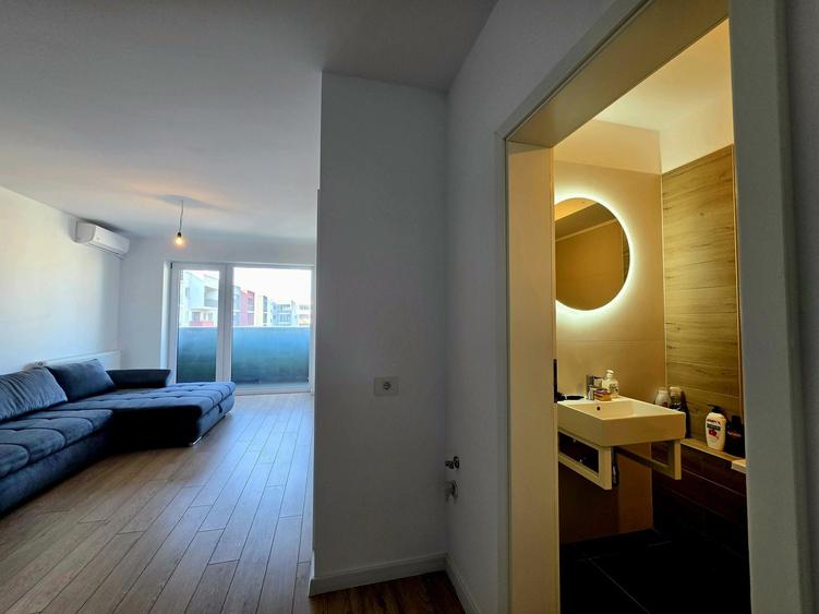 Apartament cu 2 camere semidecomandat în Iosia