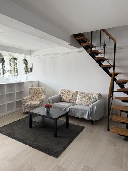 Apartament cu 3 camere decomandat în Dristor