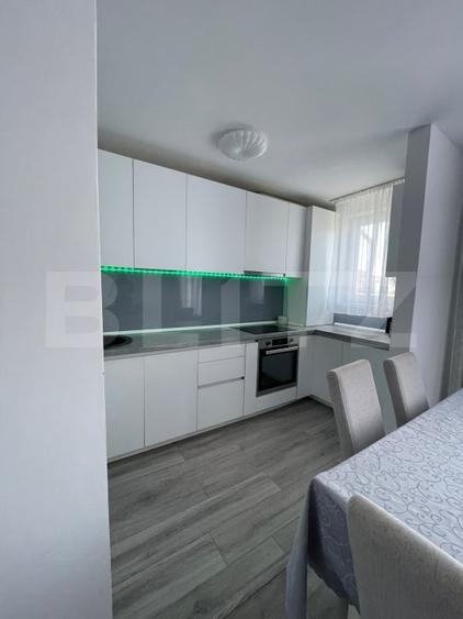 Apartament de vanzare, 3 camere, 65 mp - zona Stejarului - 8