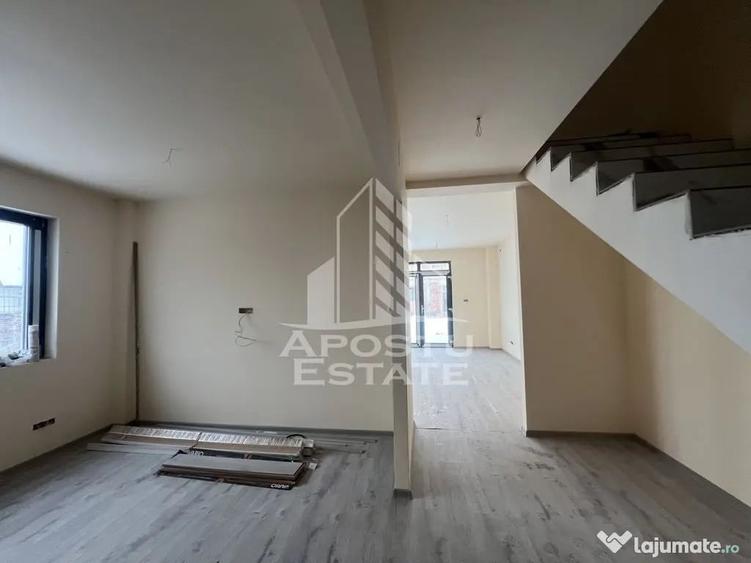 Casă cu 4 camere cu Teren 350 Mp în Moșnița Nouă